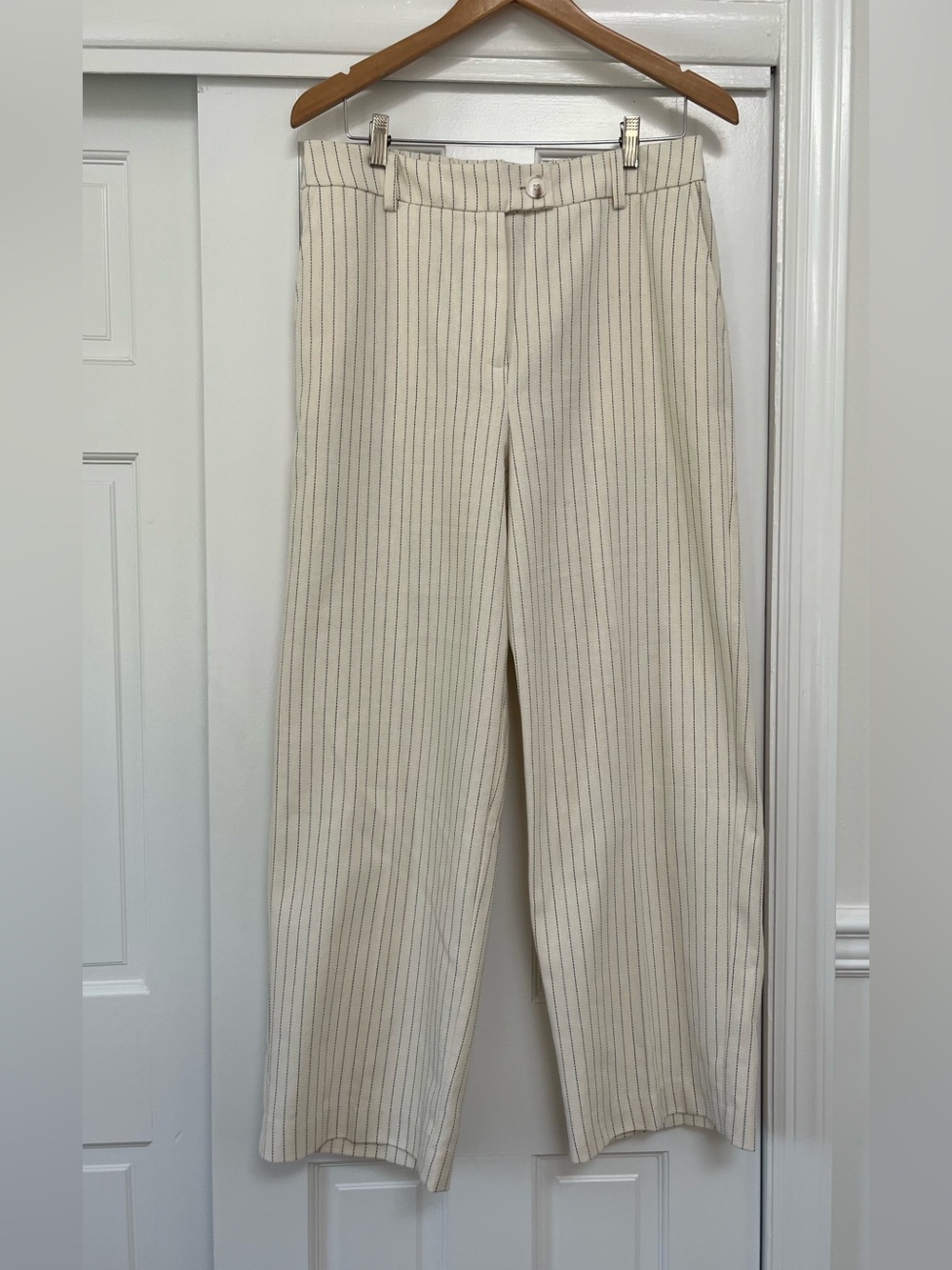 Grey Jason Wu Ivory Pinstripe 
Trousers High Rise Tailored Pants. Size 12